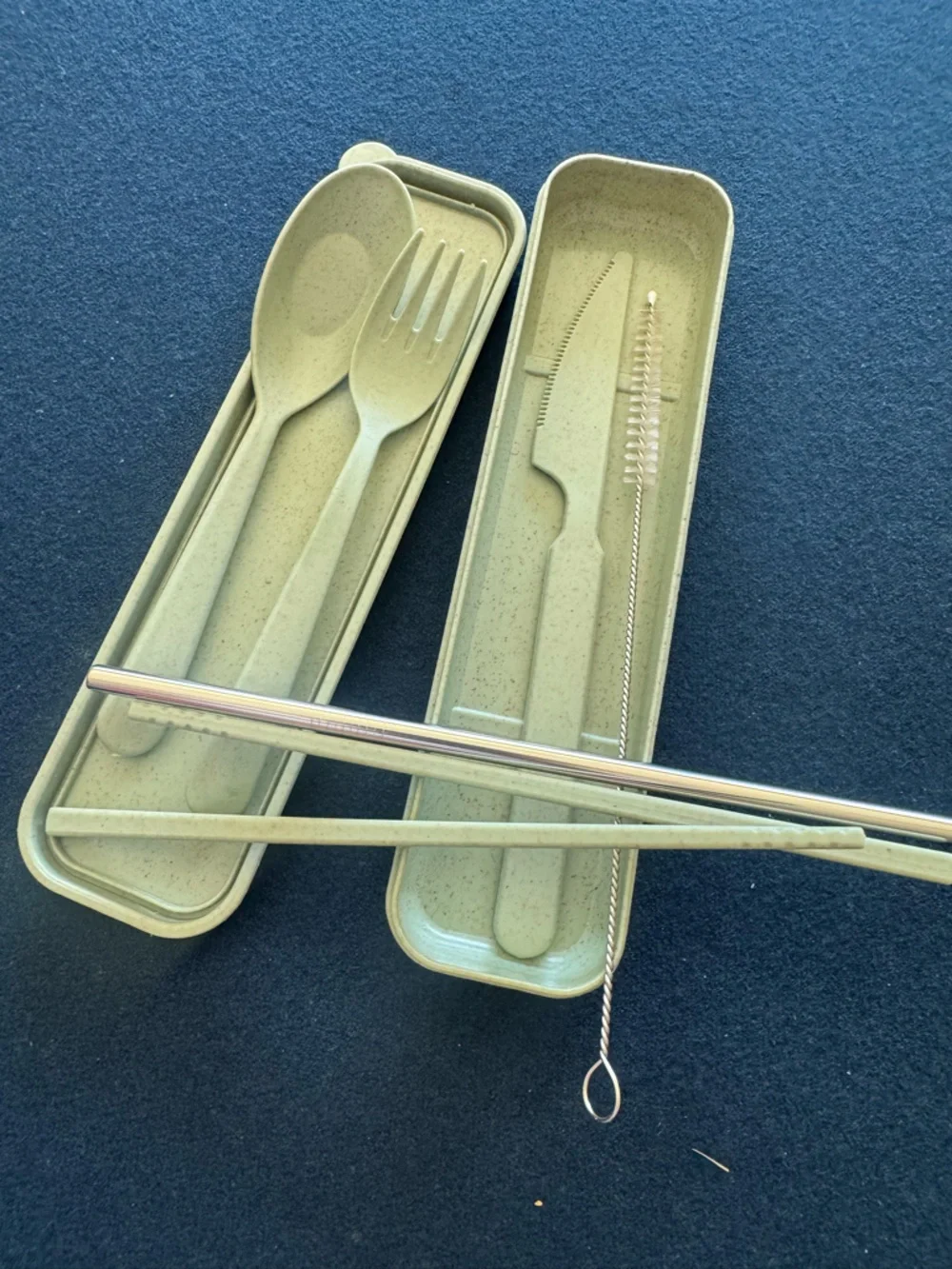 Joie Reusable Cutlery Set in sage - lightweight yet sturdy and convenient 🍴
